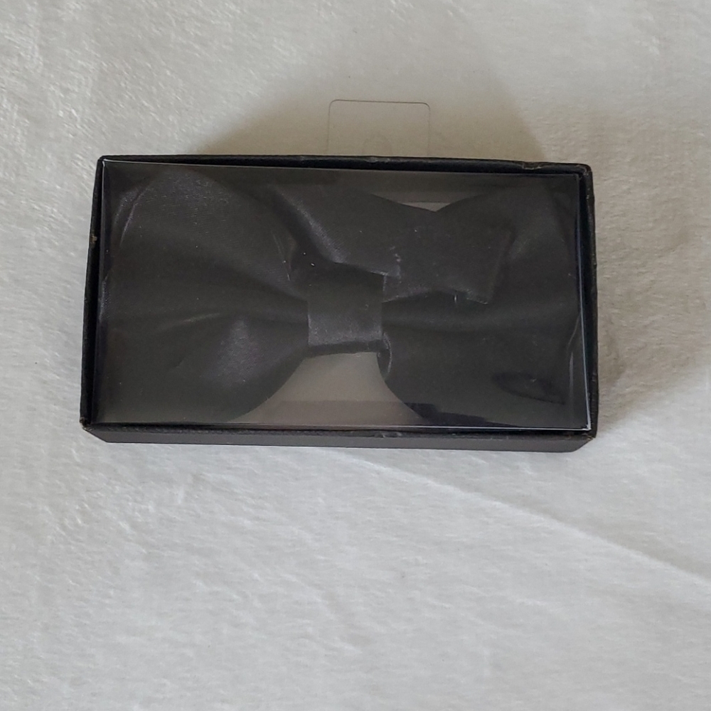 Boys Black Bow Tie